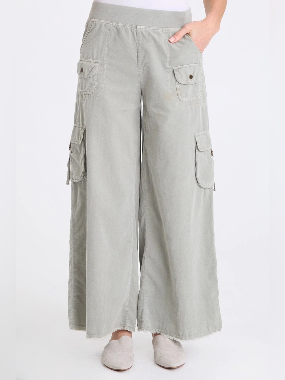 XCVI
NOLYN CORDUROY WIDE LEG CARGO PANT